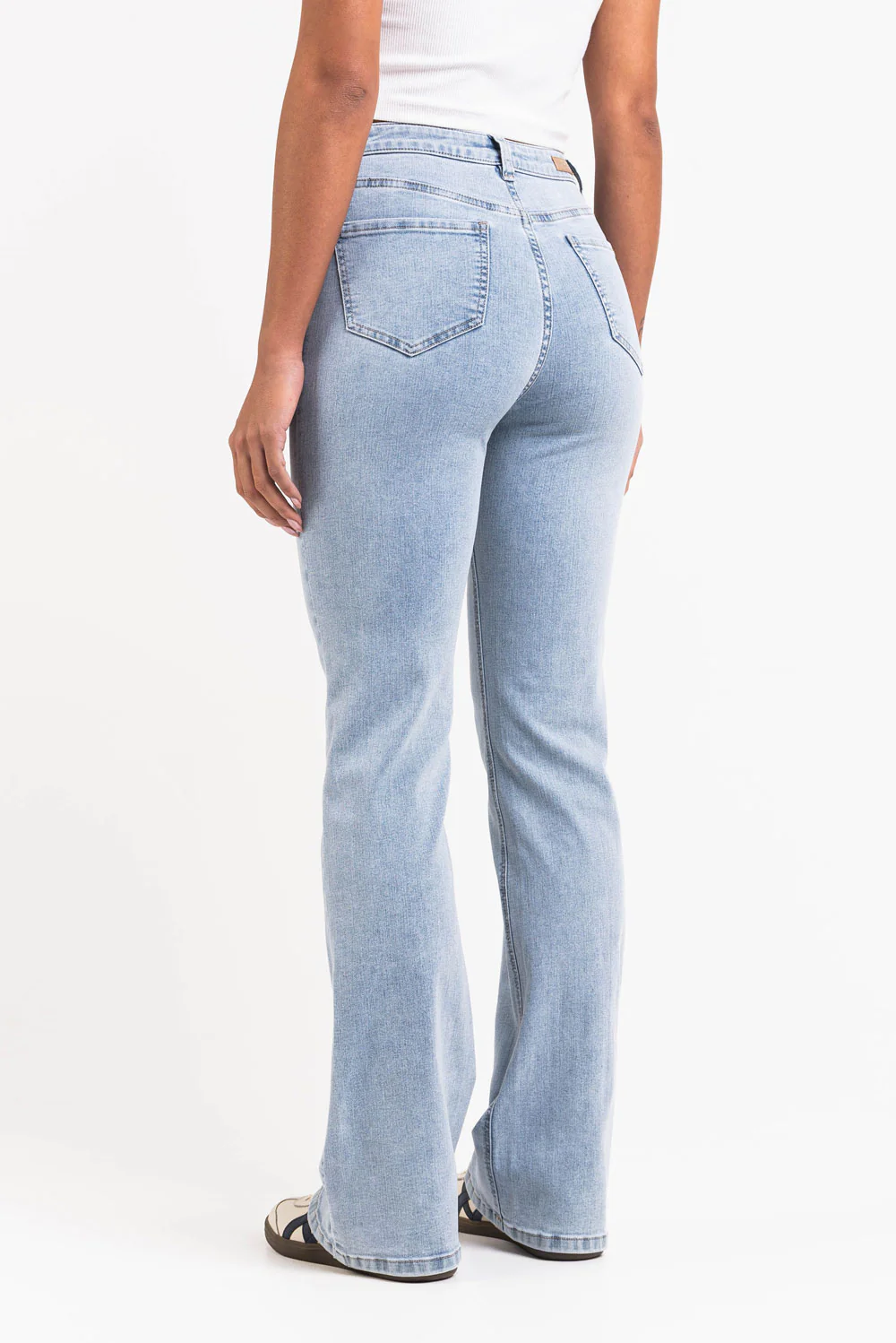 Taylor 02High Bootcut Jeans - Bleach Blue - Image 5