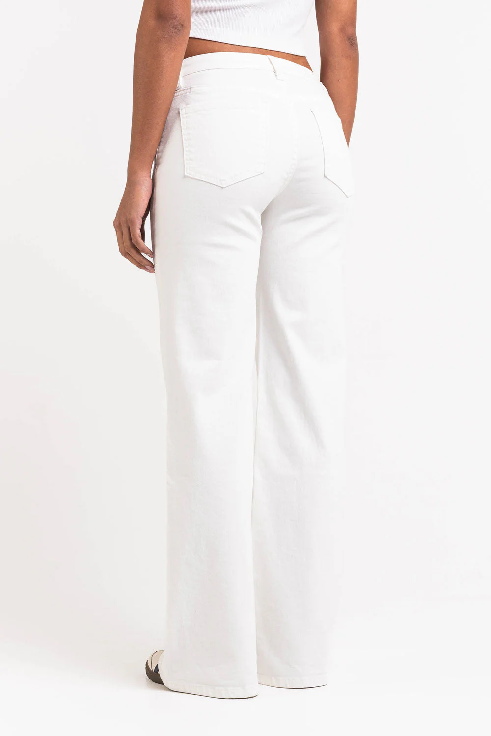 Taylor 06Low Flared Jeans - White - Image 6